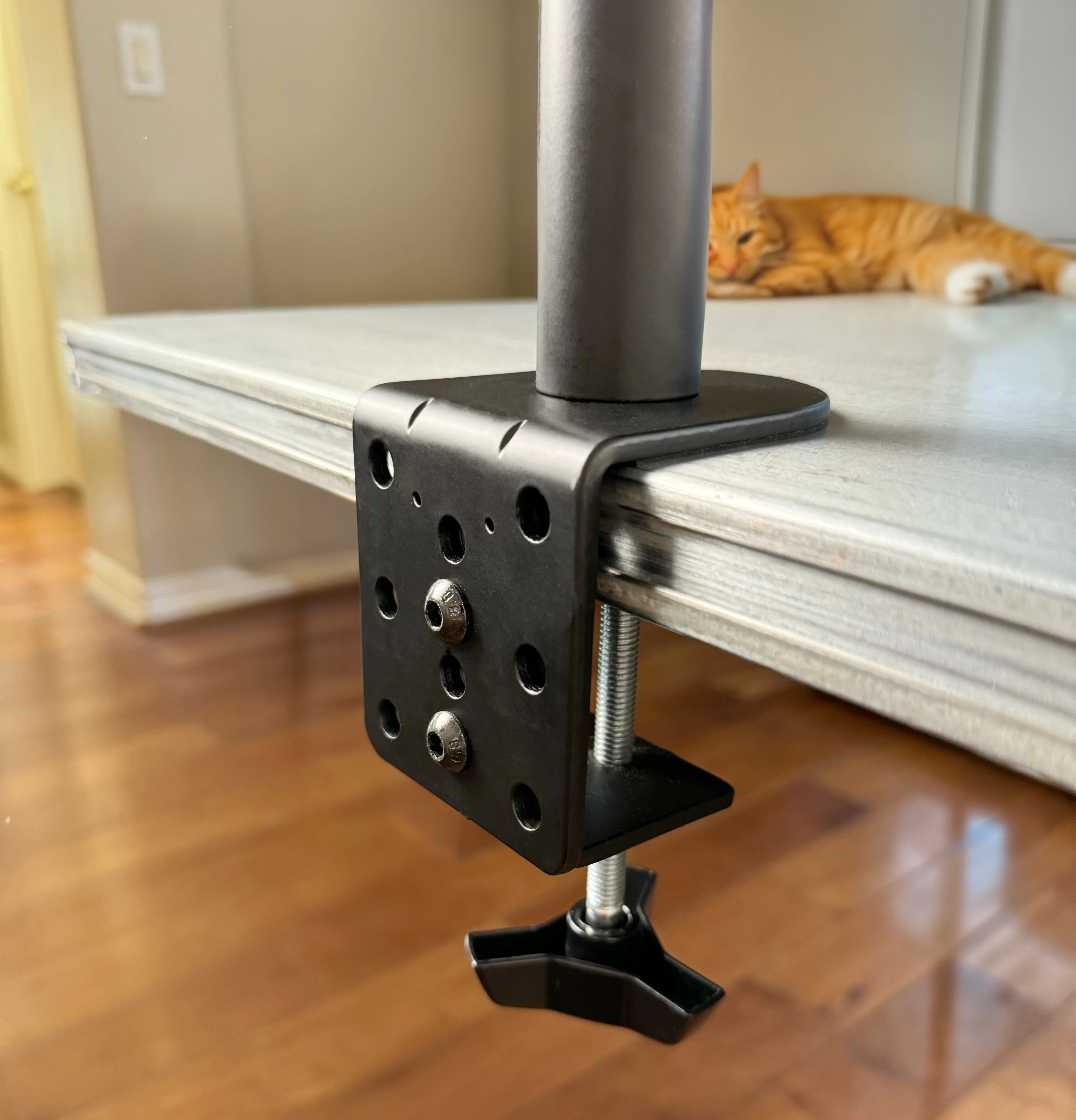 Desk Cat Nest Bed - Dual Arm - Image 5